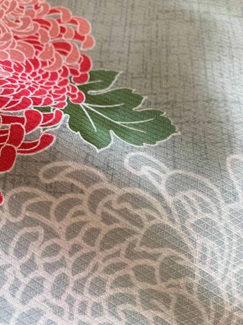 REMNANT Kyoto Story Chrysanthemum Japanese cotton fabric KS7708-C gray