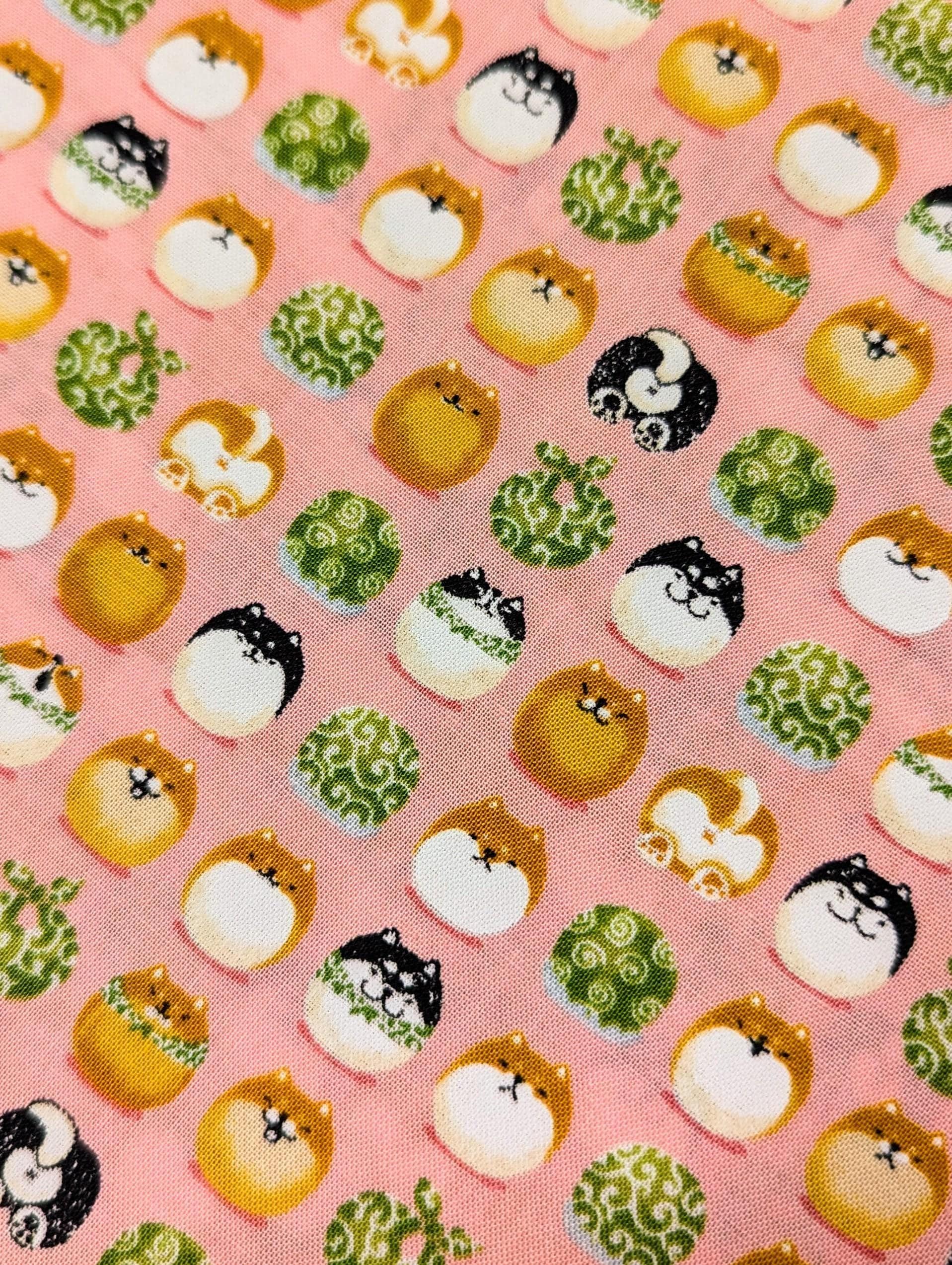 Senyo - Shibas With Furoshiki Cotton Fabric - Pink
