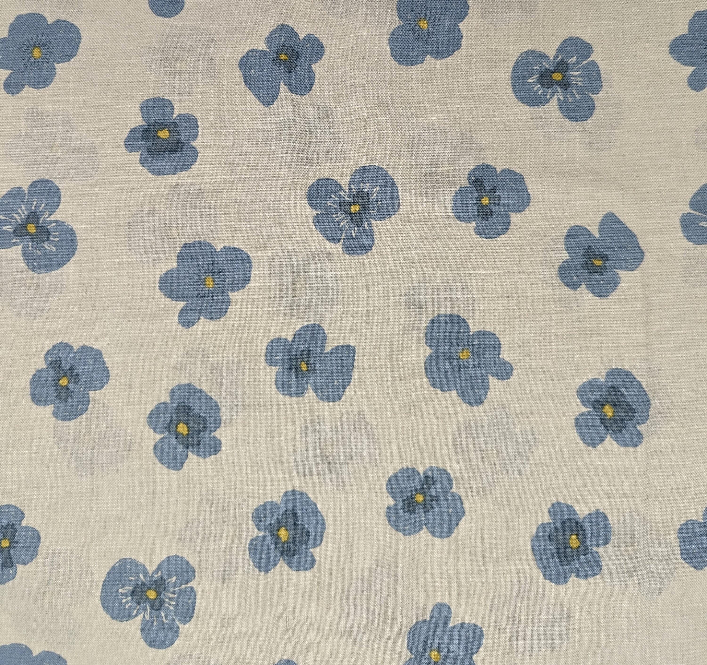 Koizumi - Blooming Pansies Cotton - White