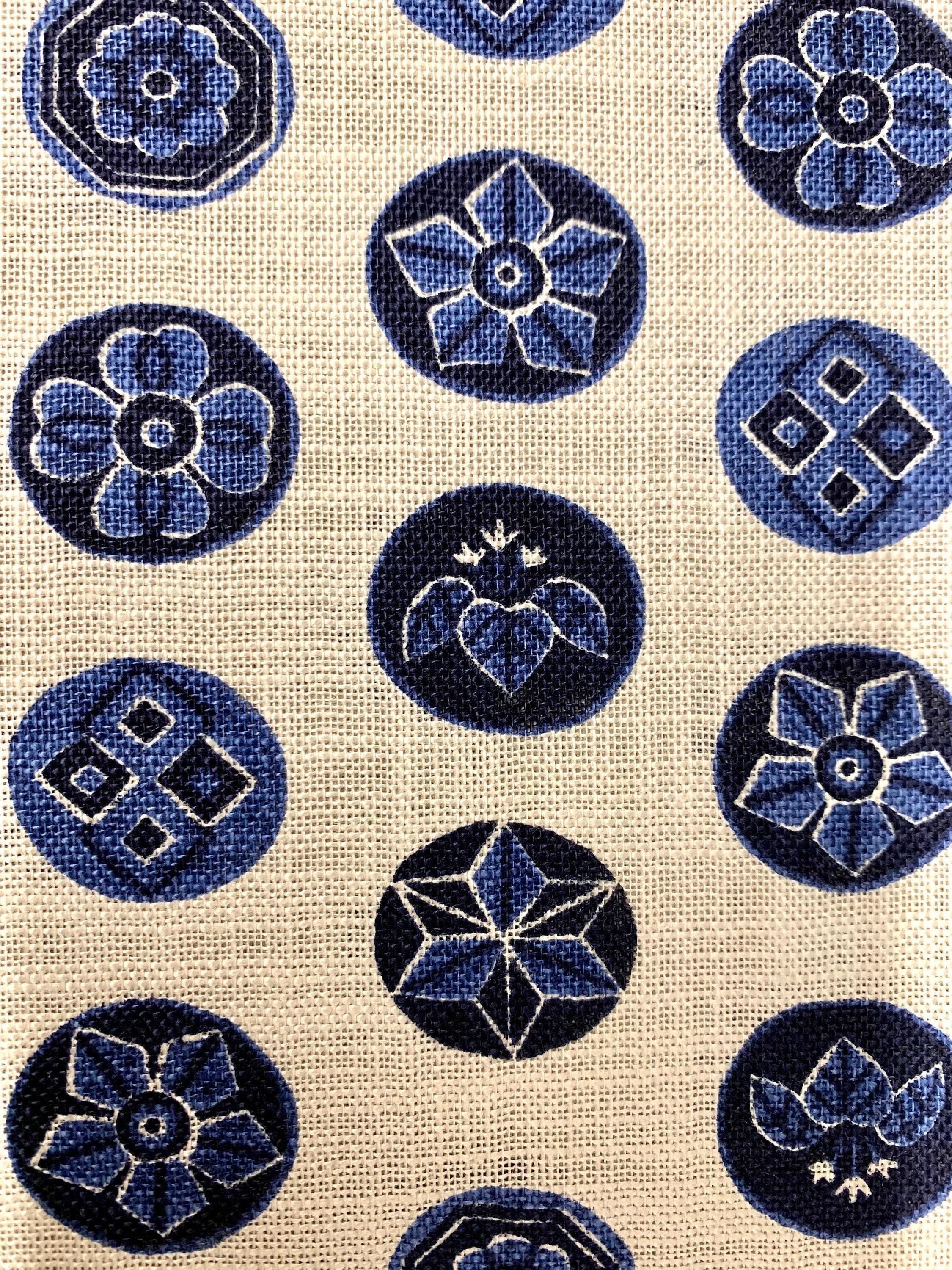 Sevenberry - Vintage Crests Cotton Fabric - Beige Blue