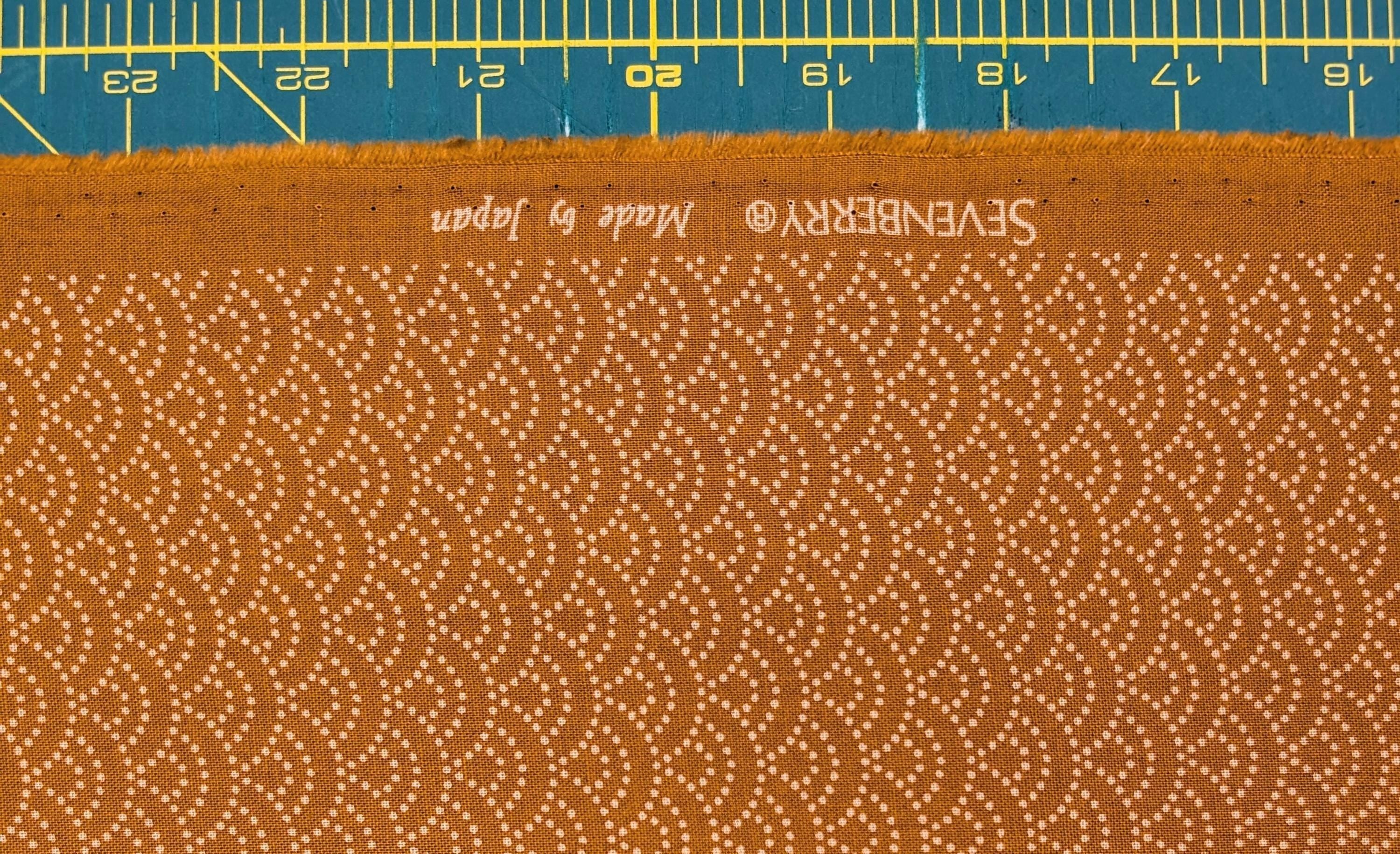 Sevenberry Dotted Waves Japanese cotton fabric 88222-3-2 beige & orange