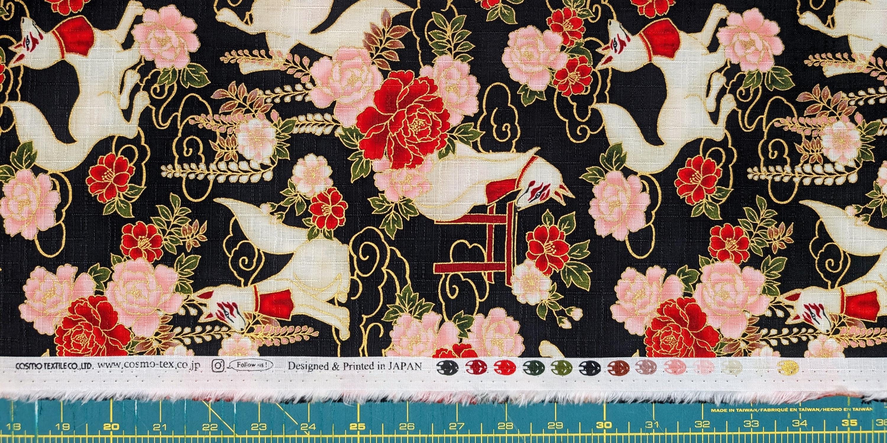 NEW Quilt Gate Hyakka Ryoran Golden Kitsune Japanese cotton fabric AP-52905-2-E black