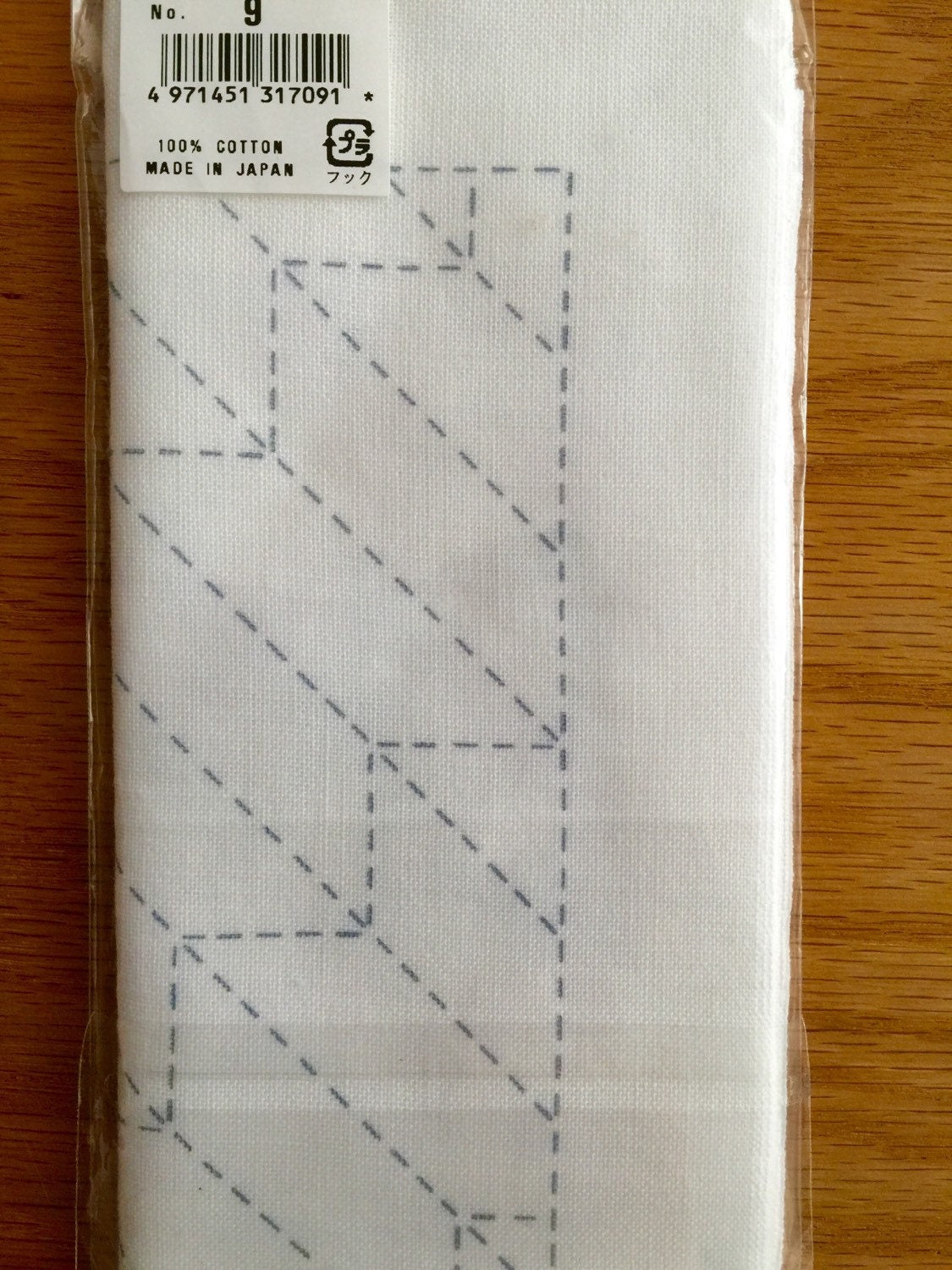 Olympus - Arrow Fletching Cotton Sashiko Sampler Cloth - White