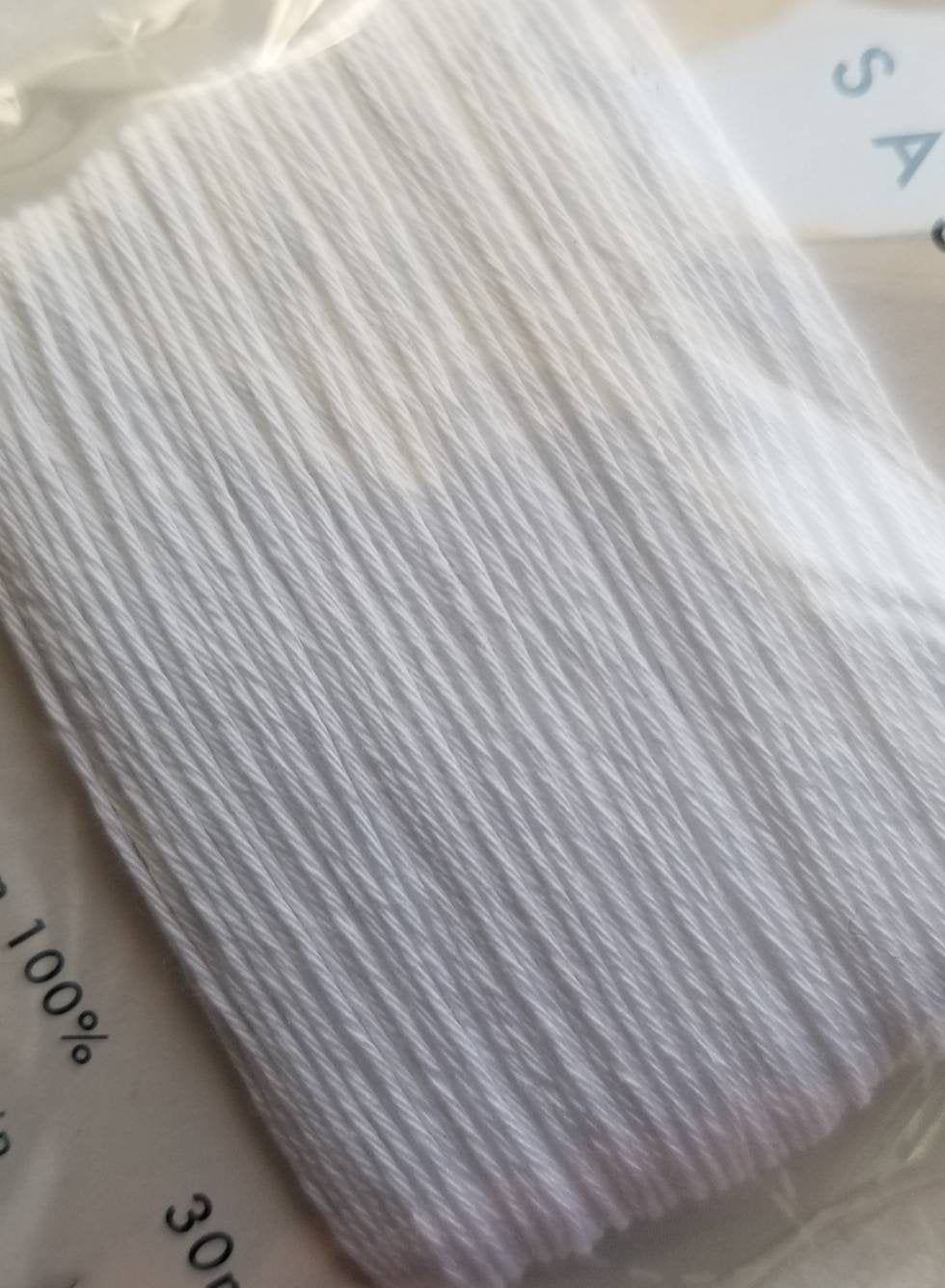 Daruma #201 WHITE Japanese Cotton SASHIKO thread 30 meter card 20/6