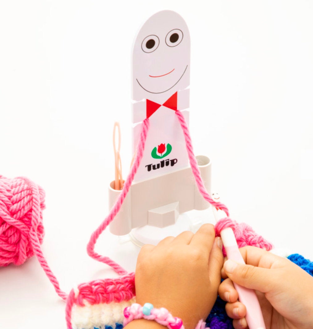 Tulip - "Etimo" GrandChan Crochet Hook Set with Cushion Grip for Children and Beginners