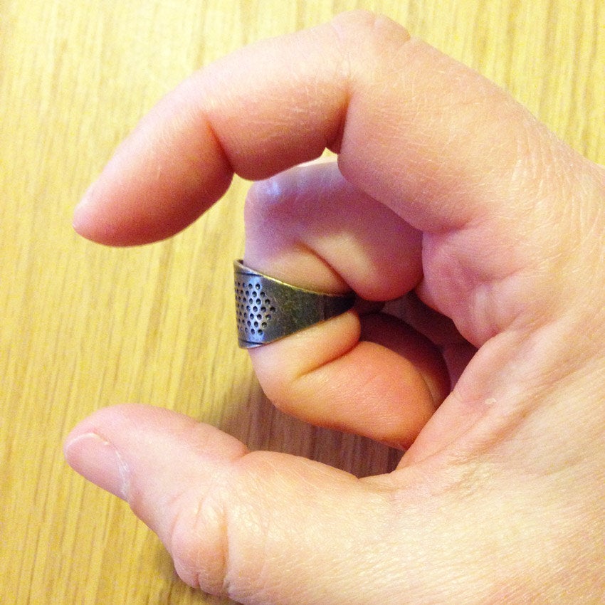 Clover Japanese Knuckle Ring Ubinuki Thimble Model #610